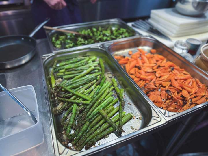 Des buffets raffinés pour toutes vos réceptions privées.